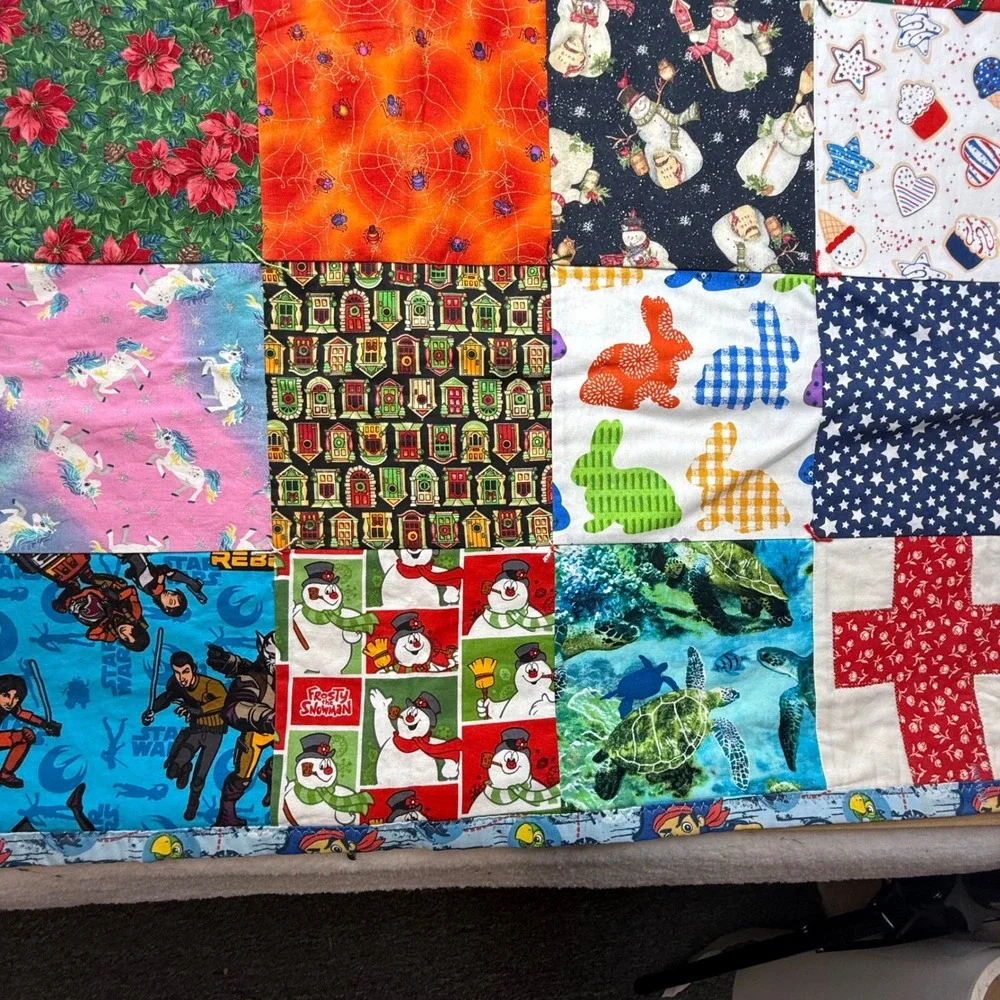 Handmade‎ Patchwork Quilt Throw Blanket halloween Dogs Money Christmas